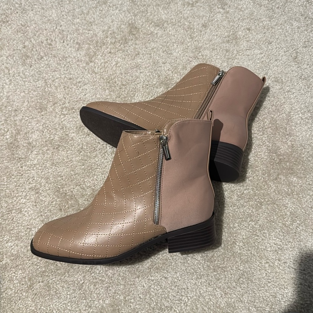 Just Fab Camille side zip ankle boots